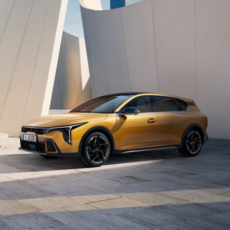Kia K4